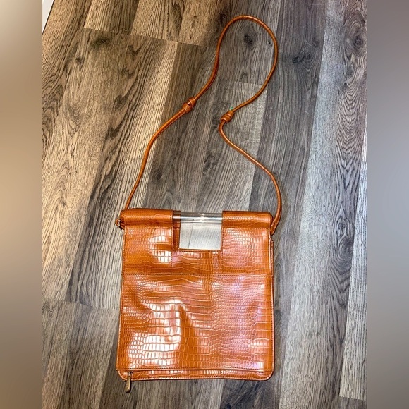 BEIS Handbags - Beis Crossbody purse